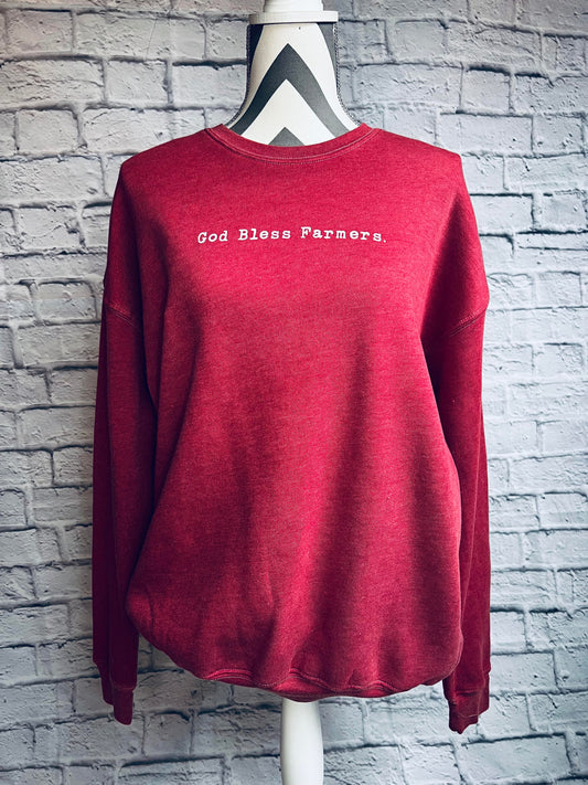 Mineral Washed Graphic Sweatshirt with 'God Bless Farmers' slogan, unisex fleece pullover, soft fabric, perfect for daily wear and layering